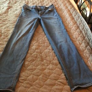 Straight leg jeans perfect for any occasion anyday